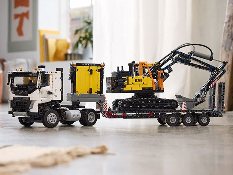 LEGO Volvo FMX truck & EC230 elektrische graafmachine 42175 Technic