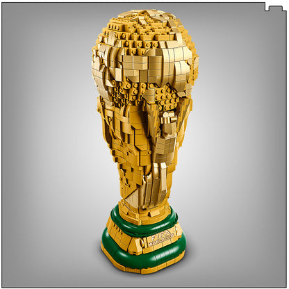 LEGO Editions Officiële FIFA World Cup Trofee – 3D DIY Bouwpakket voor Kinderen en Tieners met Verzamelbare Minifiguur – WK Voetbal Cadeau voor Jongens, Meisjes en Volwassen Fans Vanaf 12 Jaar – 43020