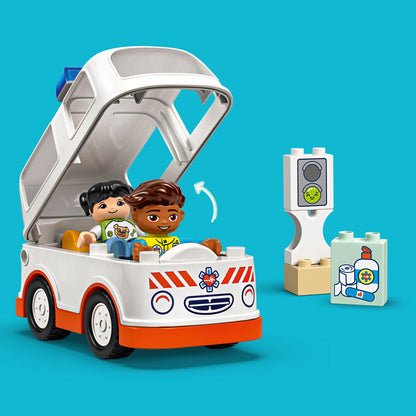 LEGO Ambulance met chauffeur 10447 DUPLO (Pre-Order: Januari 2025)