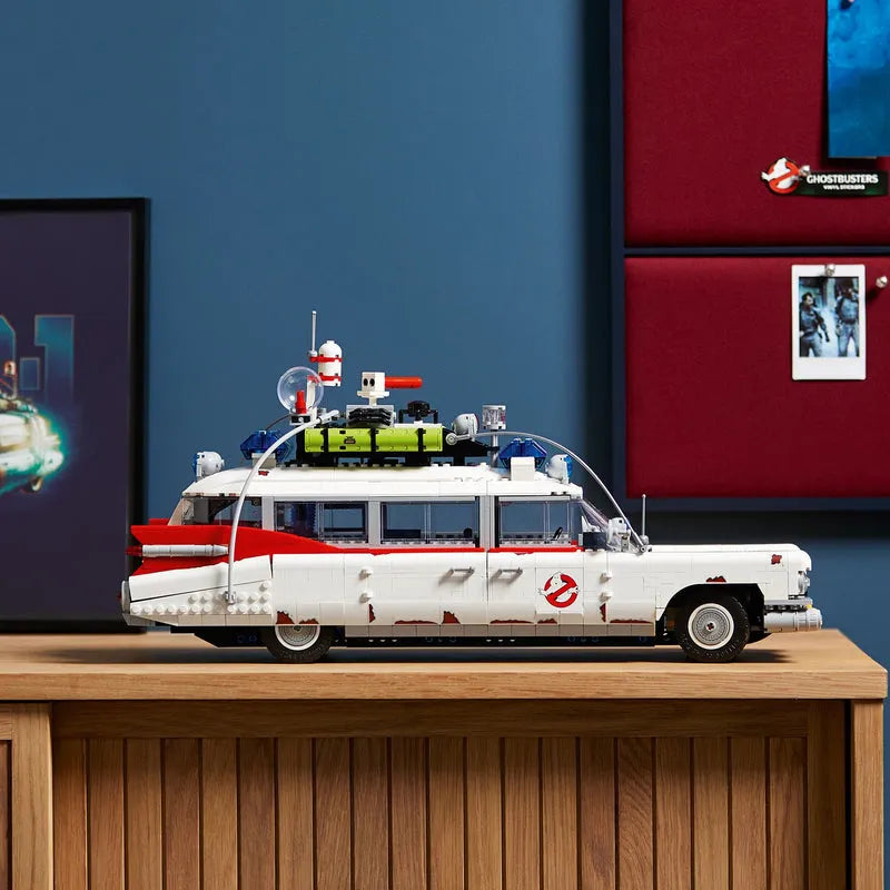 LEGO Ghostbusters Ecto 1 auto 10274 Creator Expert