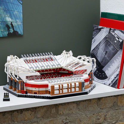 LEGO Manchester United Voetbal stadion 10272 Creator Expert