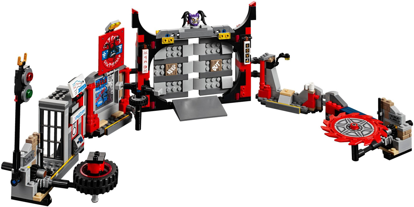 LEGO Het S.O.G. Hoofdkantoor met Lloyd en andere minifiguren 70640 Ninjago