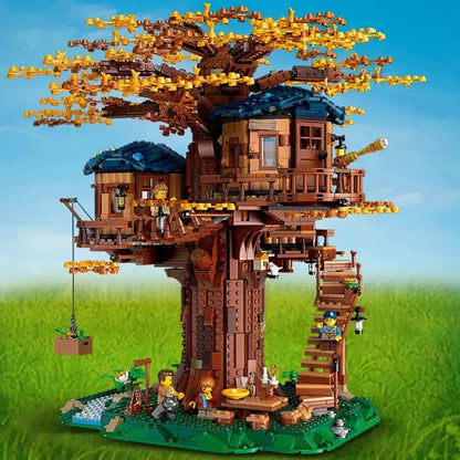 LEGO Boomhuis Boomhut 21318 Ideas (€. 15,00 per week + €. 50,00 borg)