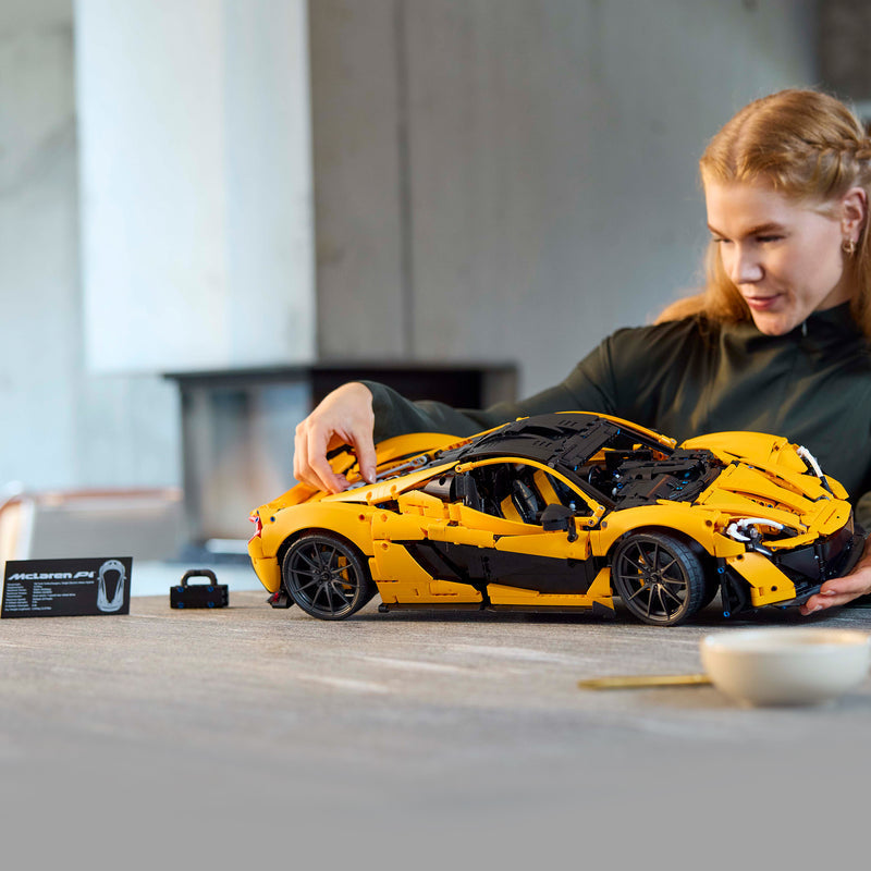 LEGO 42172 McLaren P1 Ultimate Car car