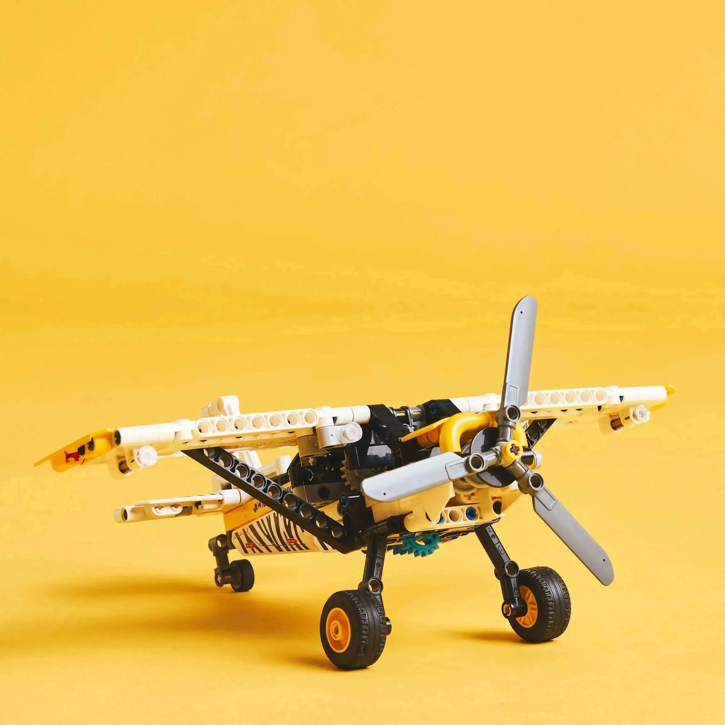 LEGO Oerwoud Vliegtuig 42198 Technic