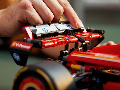 LEGO Formule 1 auto 42207 Ferrari SF24 Technic