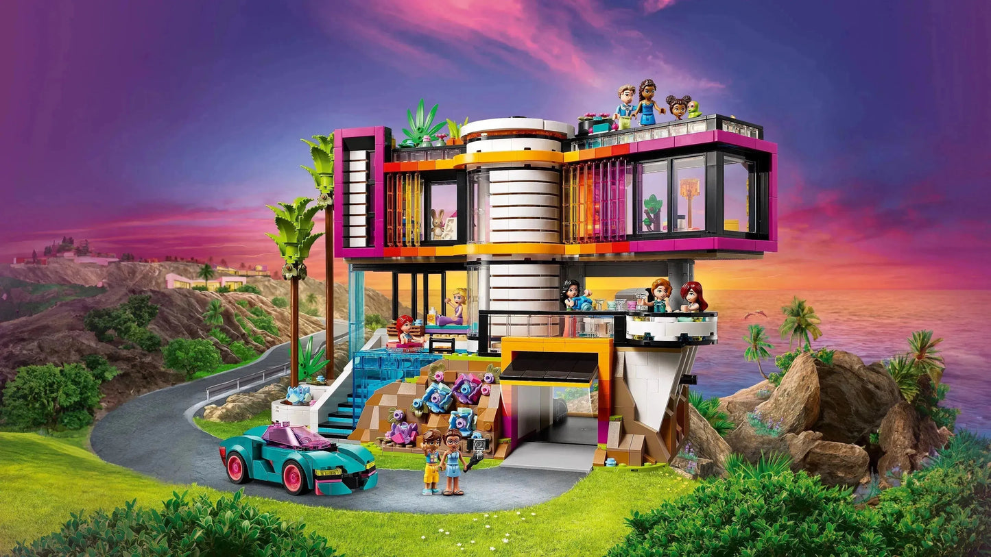 LEGO Andrea's Futuristic Villa 42639 Friends
