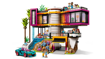 LEGO Andrea's Futuristic Villa 42639 Friends