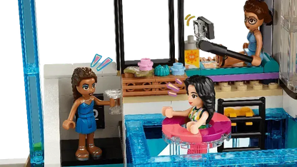 LEGO Andrea's Futuristic Villa 42639 Friends