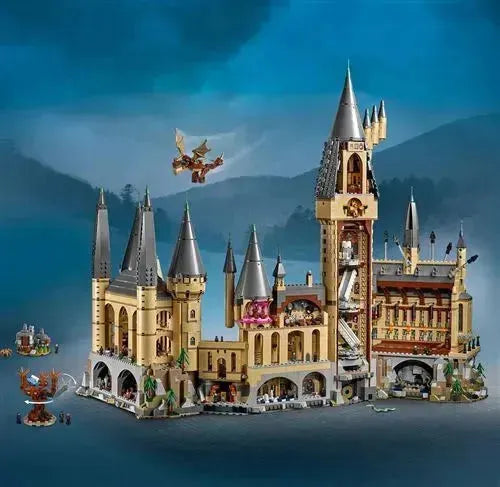 LEGO Het Kasteel Zweinstein 71043 Harry Potter (€. 20,00 per week + €. 50,00 borg)