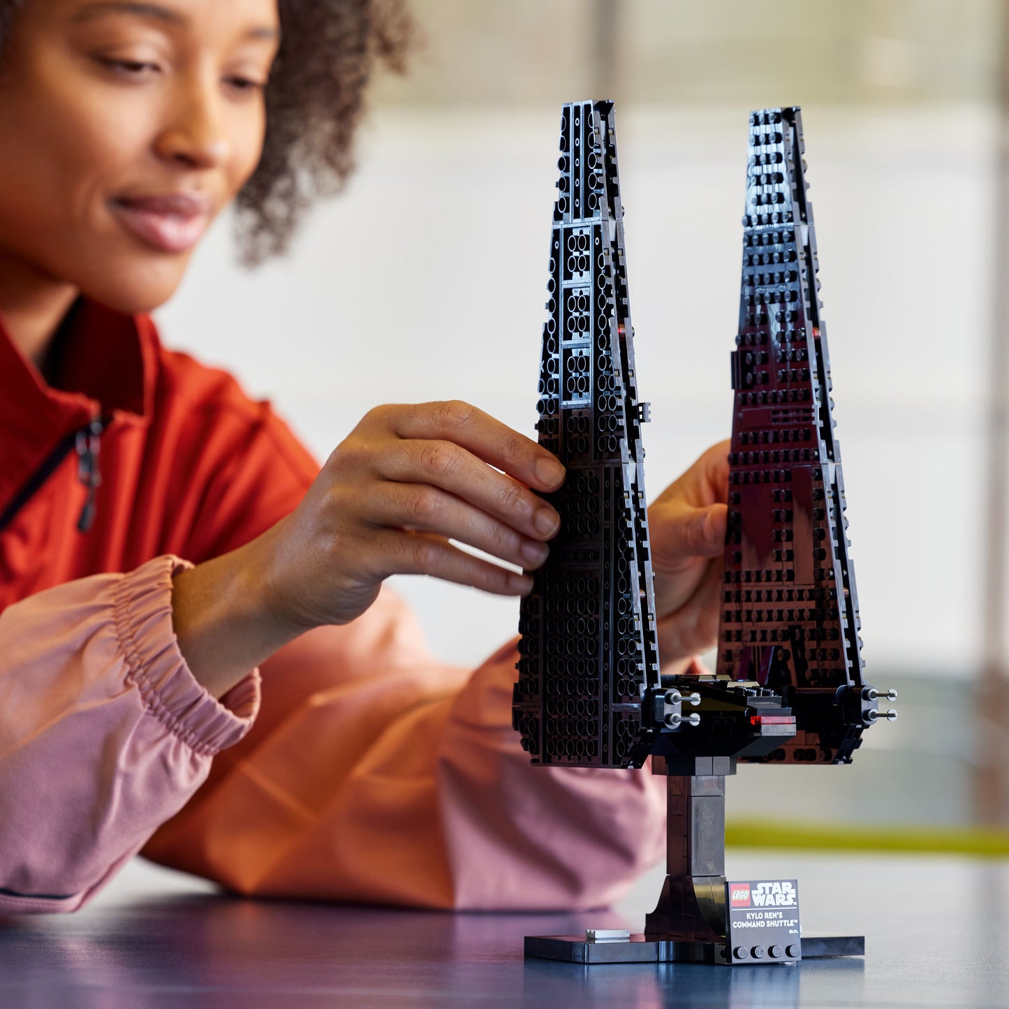 LEGO Kylo Rens Command Shuttle 75406 StarWars