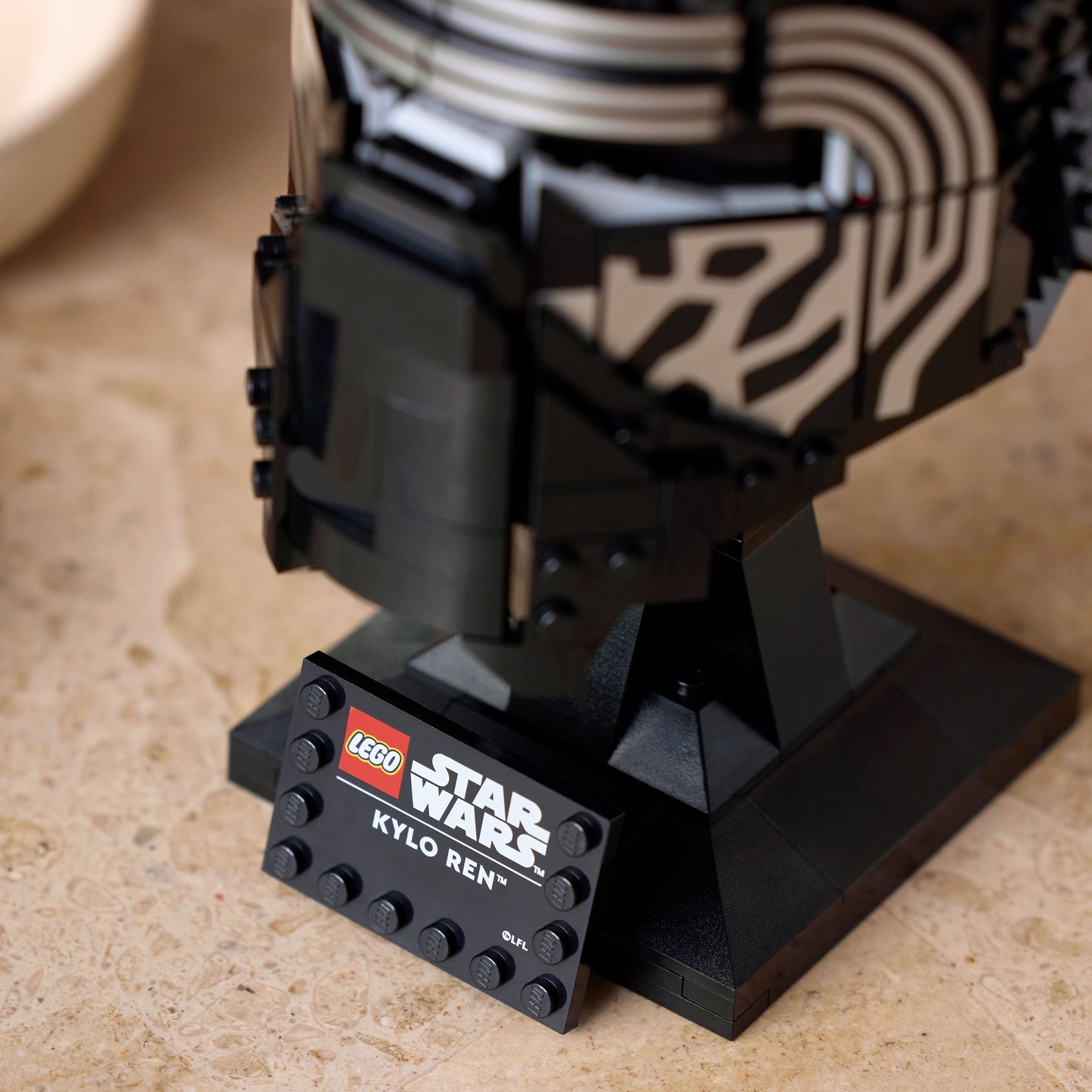 LEGO Kylo Ren Helm 75415 StarWars