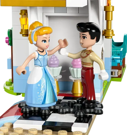 LEGO Assepoesters kasteel en paardenkoets 43275 Disney @ 2TTOYS | Official LEGO shop😊🥰 LEGO €. 67.99