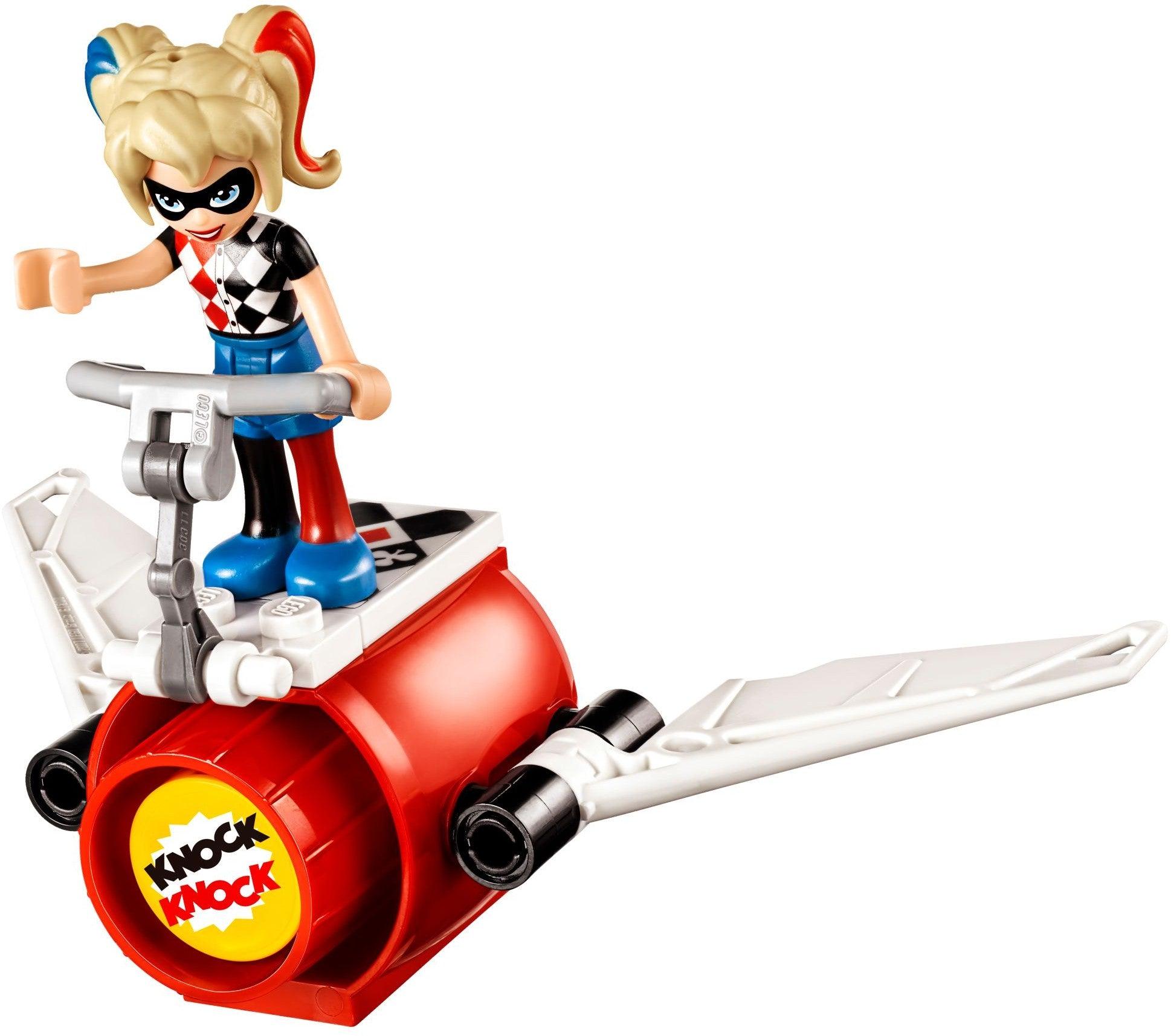 LEGO Harley Quinn schiet te hulp 41231 Superheroes Girls LEGO SUPERHEROES @ 2TTOYS LEGO €. 29.49