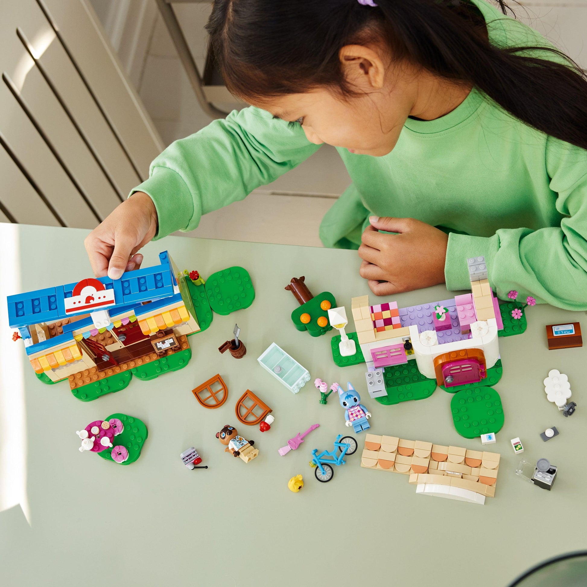 LEGO Nooks hoek en Rosies huis 77050 Animal Crossing LEGO ANIMAL CROSSING @ 2TTOYS LEGO €. 62.99