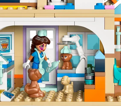 LEGO Paarden en dierenkliniek 42651 Friends @ 2TTOYS | Official LEGO shop😊🥰 LEGO €. 42.49