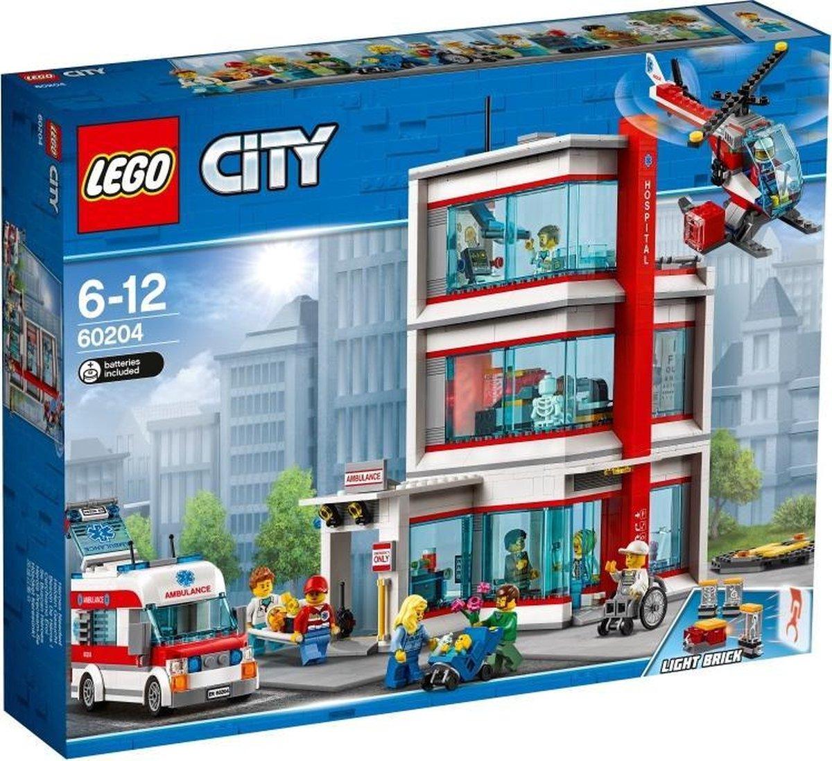 LEGO Ziekenhuis met ambulance en helikopter 60204 City LEGO CITY VILLE @ 2TTOYS LEGO €. 119.49