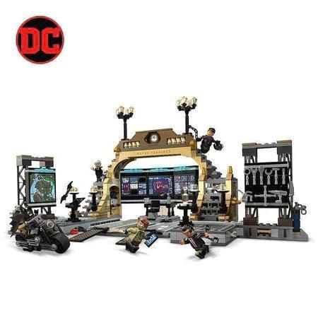 LEGO Batcave: The Riddler confrontatie 76183 Superheroes LEGO BATMAN @ 2TTOYS | Official LEGO shop😊🥰 LEGO €. 59.99