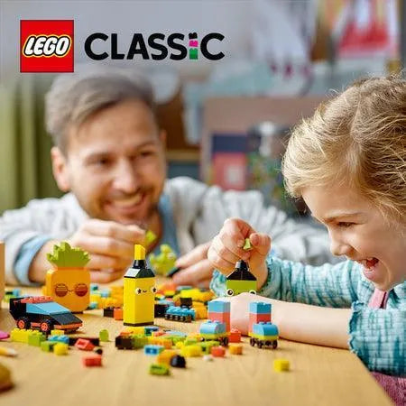 LEGO Creatief spelen met neon 11027 Classic LEGO CLASSIC @ 2TTOYS | Official LEGO shop😊🥰 LEGO €. 16.99