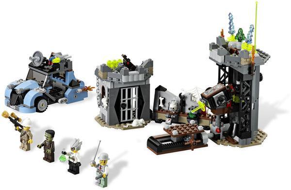 LEGO De Gekke Wetenschapper & Zijn Monster 9466 Monster Fighters LEGO Monster Fighters @ 2TTOYS LEGO €. 139.99