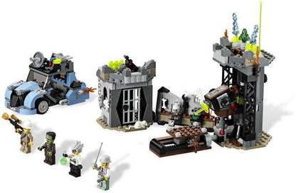 LEGO De Gekke Wetenschapper & Zijn Monster 9466 Monster Fighters LEGO Monster Fighters @ 2TTOYS LEGO €. 139.99