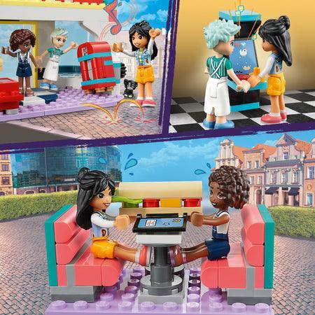 LEGO Heartlake restaurant in de stad 41728 Friends LEGO FRIENDS @ 2TTOYS LEGO €. 25.49