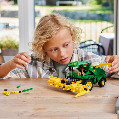 LEGO John Deere 9700 Maïshakselaar 42168 Technic LEGO TECHNIC @ 2TTOYS LEGO €. 36.49