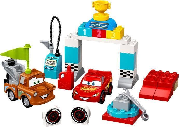 LEGO Lightning McQueen's Race Day 10924 CARS LEGO CARS @ 2TTOYS | Official LEGO shop😊🥰 LEGO €. 29.99