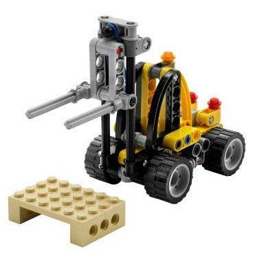 LEGO Mini Forklift 8290 TECHNIC LEGO TECHNIC @ 2TTOYS | Official LEGO shop😊🥰 LEGO €. 6.49