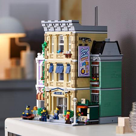 LEGO Modulair Politiebureau 10278 Creator Expert LEGO CREATOR EXPERT MODULAIR @ 2TTOYS LEGO €. 249.99