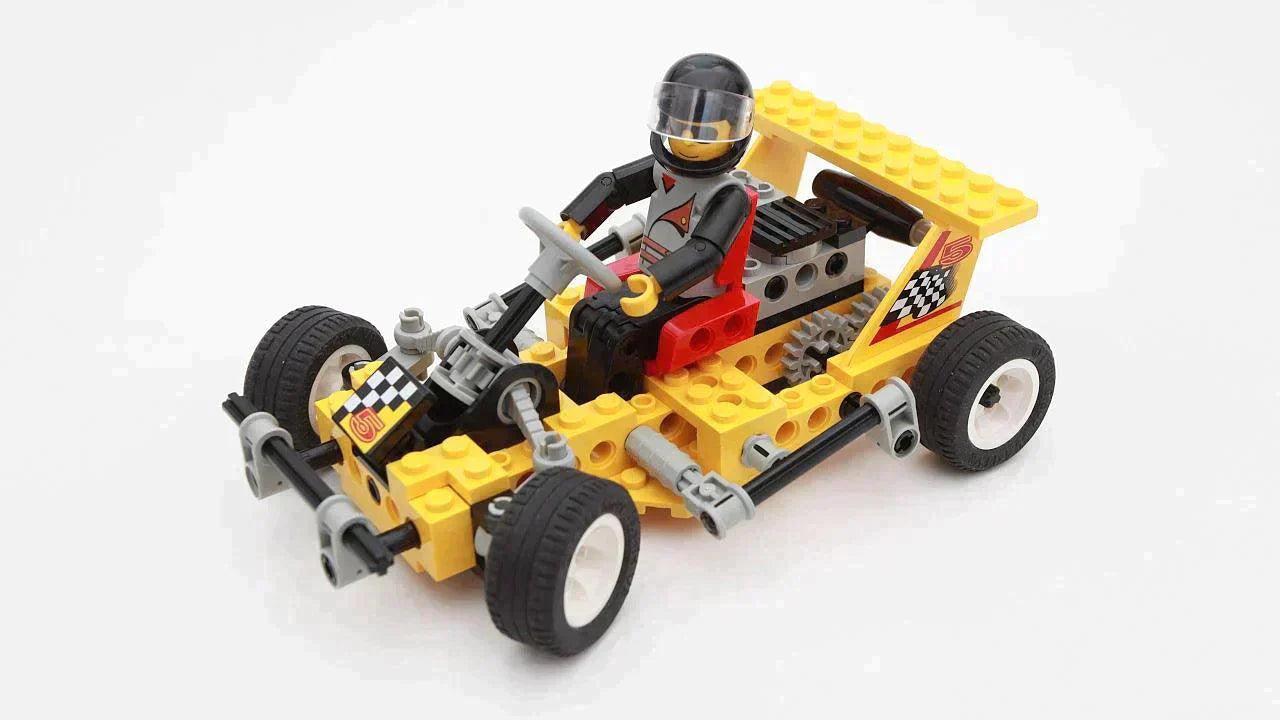 LEGO Road Rally V 8225 TECHNIC LEGO TECHNIC @ 2TTOYS | Official LEGO shop😊🥰 LEGO €. 4.99